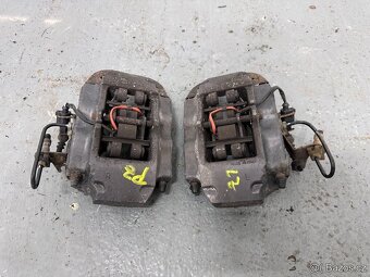 Zadní Brzdové třmeny Brembo VW Touareg - 7