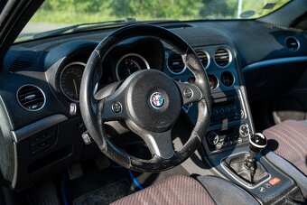 AR 159 SW 1,75 TBi ZA CENU MOTORU - 7