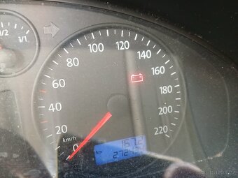 Volkswagen T5 minibus - 7