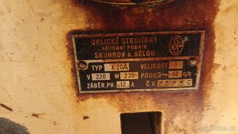 Starý kuchyňský robot UKS E20A + příslušenství - 7