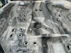 USA vířivka pro 5 osob..WIFI PŘIPOJENÍ Stereo - 7