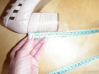 kožené značkové lodičky - vel. 38 - 7