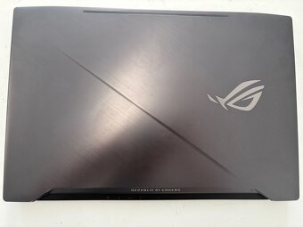 Herní ASUS ROG Strix GL703, i7, 32GB RAM, 3TB - 7