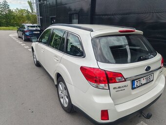 Subaru Outback 2.5 - 7