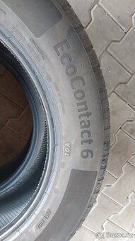 Prodám 2 x letní pneu Continental 235/55/19 - 7