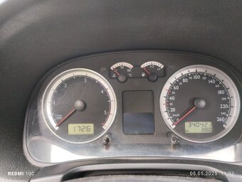 Prodám VW Golf 19 TDI Variant - 7