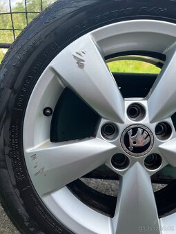 🛞 Originálnà ALU kola Škoda Rapid + letnà pneu Nexen – 15” - 7