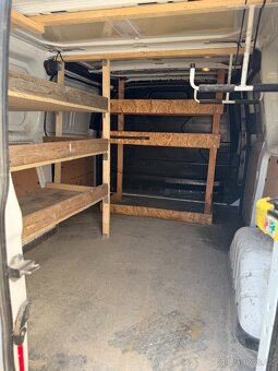 FORD TRANSIT CUSTOM 2,2 - 7
