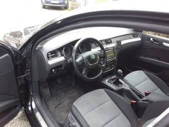 SUPERB II COMBI 2.0TDI 125KW,XENON,KLIMA,CHROM-PAKET,POJÍZDN - 7