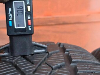 Zimní Semperit 195/65/15 - 7