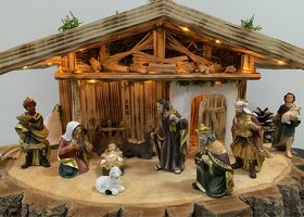 Ručně dělané dřevěné Betlémy s figurkami - 7