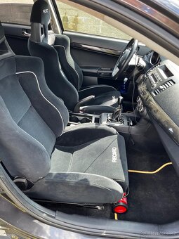 Mitsubishi Lancer Evo X - 7