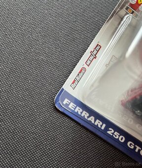 Hot wheels Ferrari team transport - 7