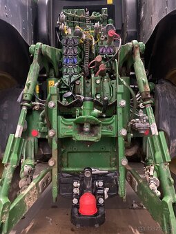 Traktor John Deere 6250R - 7
