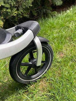 Prodám kočárek Thule Urban Glide 2 Majolica blue s korbou. - 7