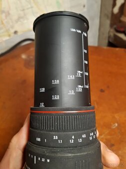 Sigma APO DG Macro 70-300 mm - 7
