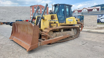 BULDOZER NEW HOLLAND D 180, ROK 06-5900 MTH - 7