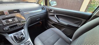 Ford Cmax - 7