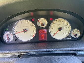 Peugeot 407 - 7
