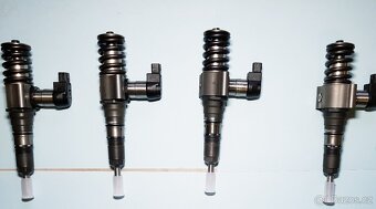 vstriky koncern VW prodám sadu revidovaných vstřikovačů - 7