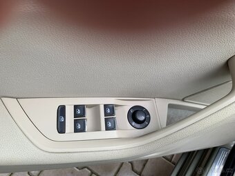 Škoda Superb combi 2,0 TDi DSG LaK r.v. 2017 - 7