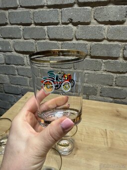 Sada retro skleniček s motivem veteránů – 6 ks, zlatý lem - 7