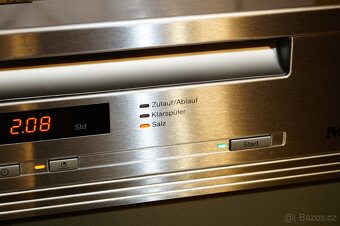 Miele myčka nerezová vestavná G 6100 , tři koše - 7