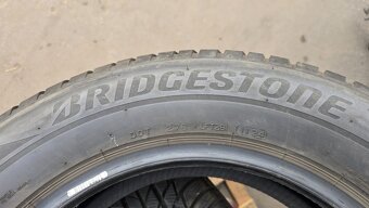 Zimní pneu 215/65/17 Bridgestone - 7