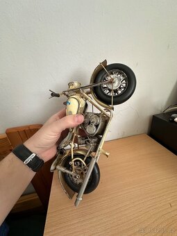 Kovový retro model motorka - 7