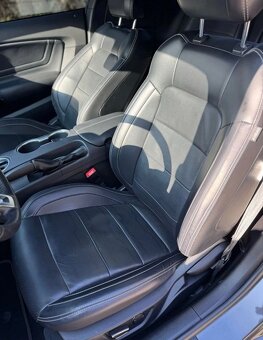 Ford Mustang 5.0 V8 GT - 7
