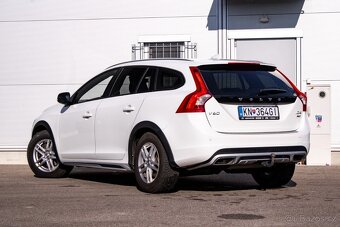 Volvo V60 Cross Country D4 2.4 AWD Automat - 7