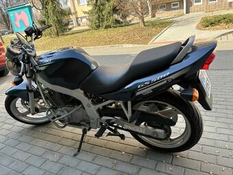 Suzuki GS500 - 7