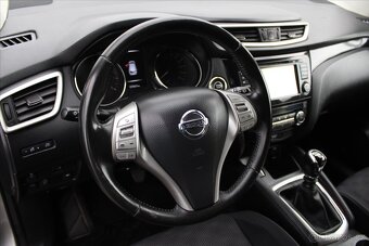 Nissan Qashqai 1.2 DIG-T ACENTA SERVIS KN. ČR (2015) - 7