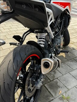 KTM DUKE 390 - 8,3 TISIC KM (2023) - 7