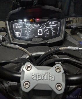 Aprilia SR GT 125 - 7