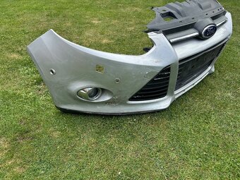 Přední nárazník - ford focus MK3 (2012) - 7
