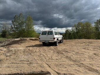 Chevrolet Suburban k20 v8 1980 - 7
