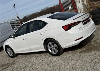 Škoda Octavia TSI 81kW Active 22tKm benzín manuál 81 kw - 7