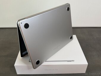 MacBook Air 13,6" 2022 M2 16GB / 256GB Silver - 7