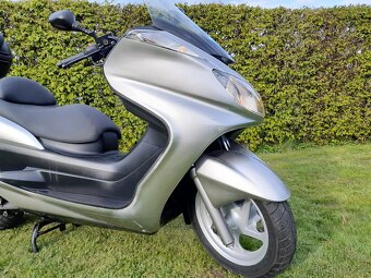 Yamaha Majesty 400i - 7