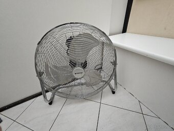 2ks profi solarií Ergoline 38 super power+vybavení provozu - 7