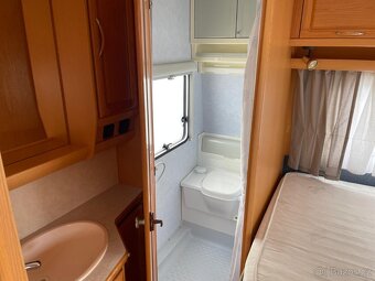 Fendt Platin 510, 4 osoby, sprcha, bojler, fr.postel - 7