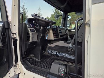 MAN TGX 33.500 6x4 MANUAL RETARDER iba 258tkm - 7