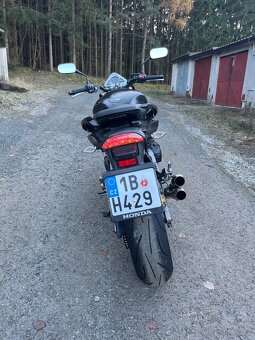 Honda CB600F Hornet - 7