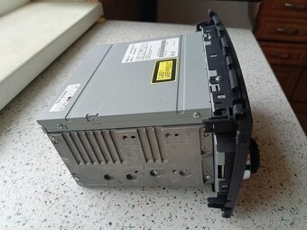 Autorádio Honda CR-V třetí generace  - 7