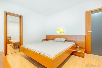 Prodej bytu 4+kk s terasou, sklepem a 2 garáž.místy Olomouc - 7