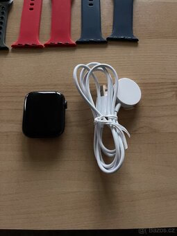 Apple Watch SE 44mm, Space Gray - 7