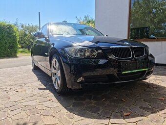 BMW E90 320d 2009 - 7