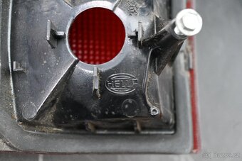 HELLA pravé zadní světlo Opel Omega B kombi - 7
