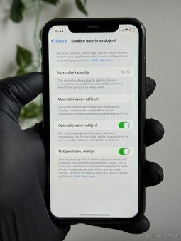 iPhone 11 64GB - záruka, DPH - 7
